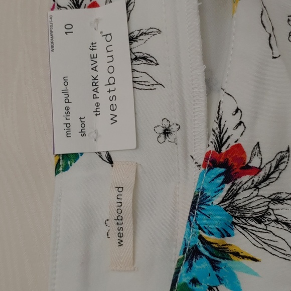 Westbound Women's Size 10 Mid-Rise Pull-on Shorts NWT - Picture 7 of 10